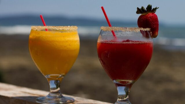 cocktails beach