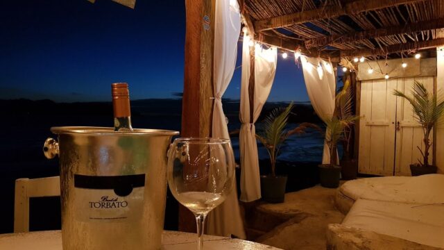 restaurante-frente-a-playa