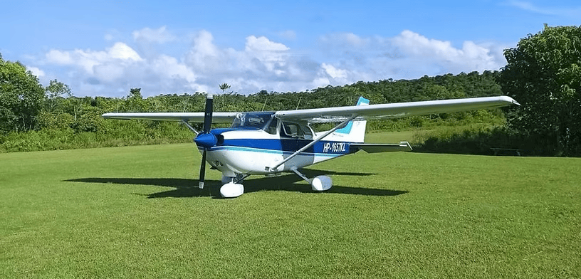 Fly to santa catalina from Panama City