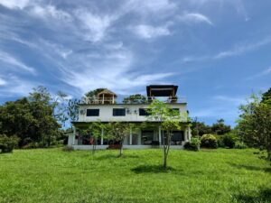 Lago Bay Vacation Homes – The Best Place to Stay Near Coiba Island
