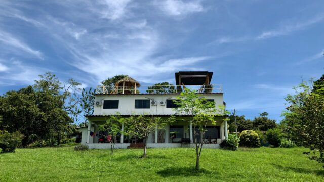 Lago Bay duplex vacation home east facade near Santa Catalina, Panama