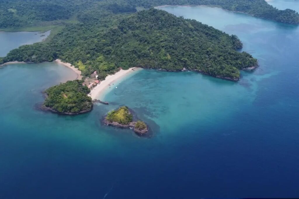 Boat anchored off a remote Coiba beach