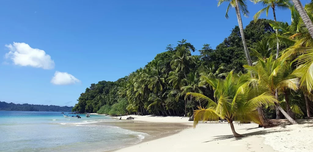 Open Pacific ocean view from Coiba Island boat