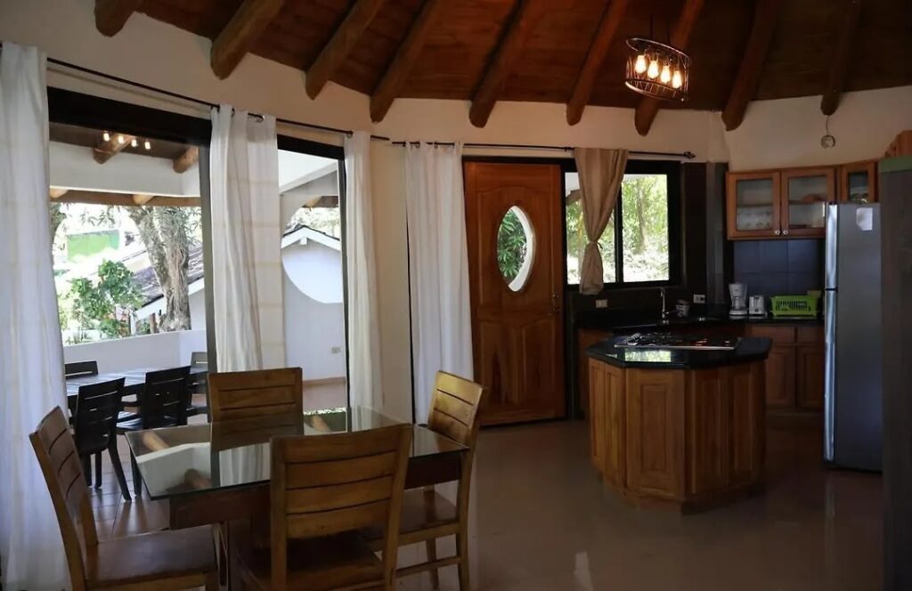 imgi_167_photo-vista-coiba-villas-restaurant-santa-catalina-22